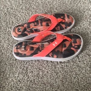 Under armour and sketcher flip flops